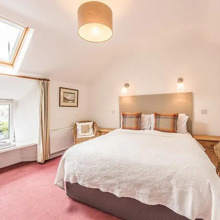St Anthony's Riverside 3* Westport